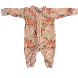 💖5/$25 SALE💖 0-3M Gerber Baby Girl Organic Rose Floral Ruffle Sleeper